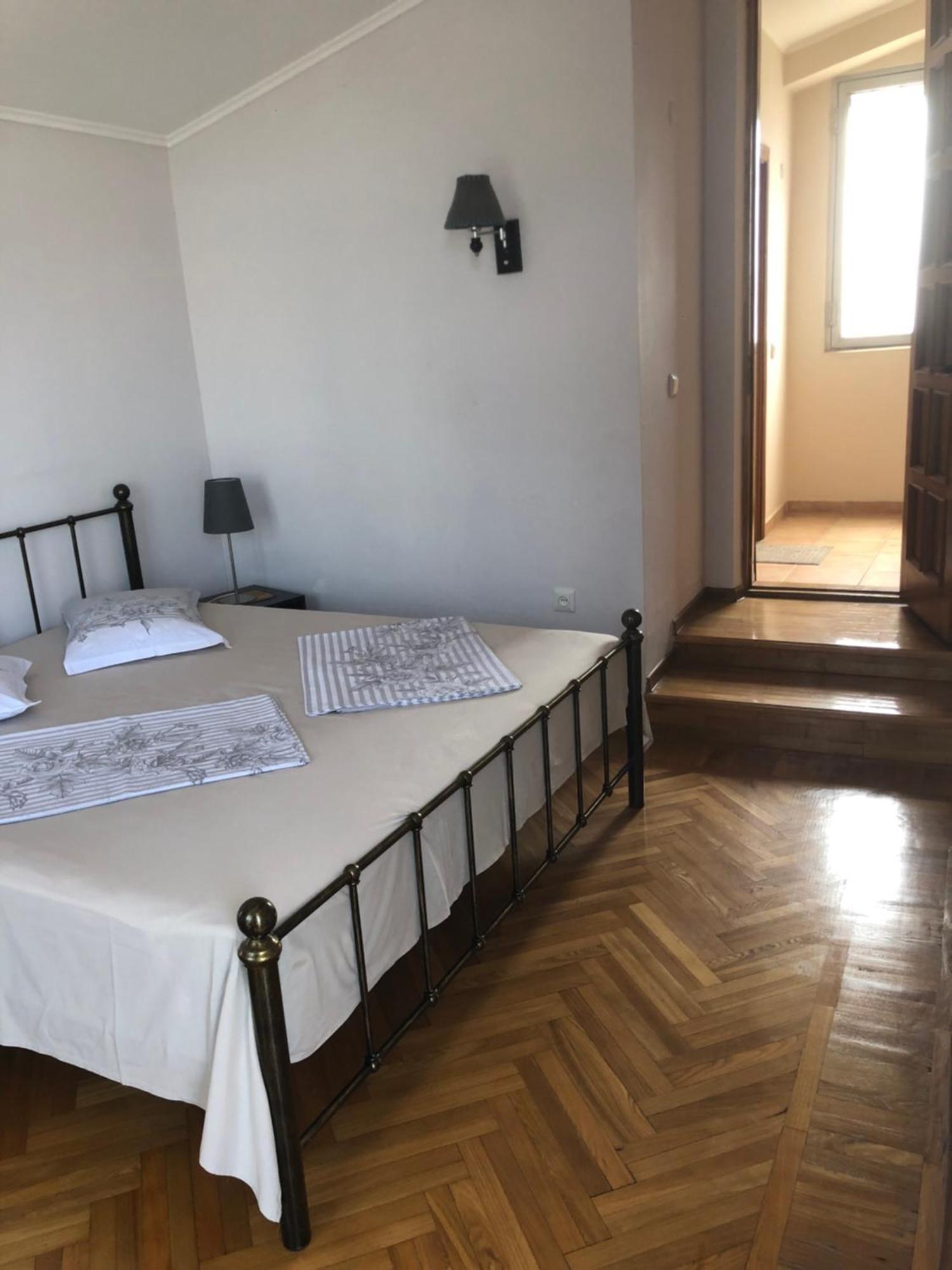 Cozy Guest House In Old Batoemi Buitenkant foto